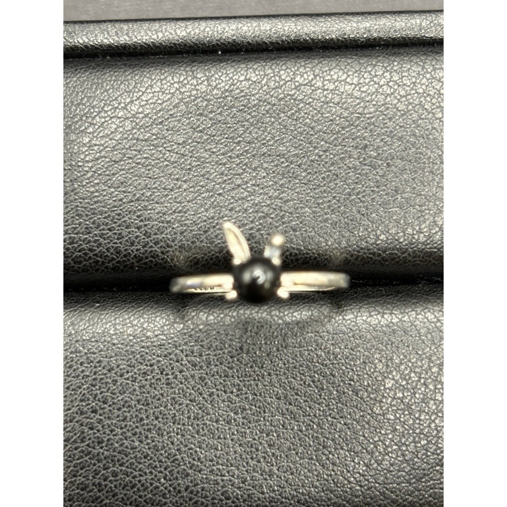 New Condition Sterling Silver Bunny Rabbit Dainty Onyx Ring Size 7 J10